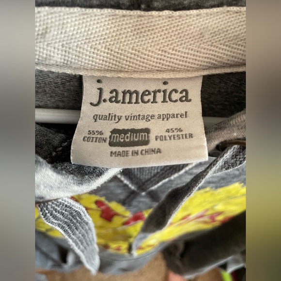 J.American softball size medium sweatshirt - Picture 3 of 3